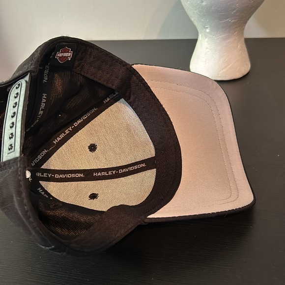 Harley Davidson Cap Clare’s Niagara-On-The-Lake Ontario - Picture 4 of 6